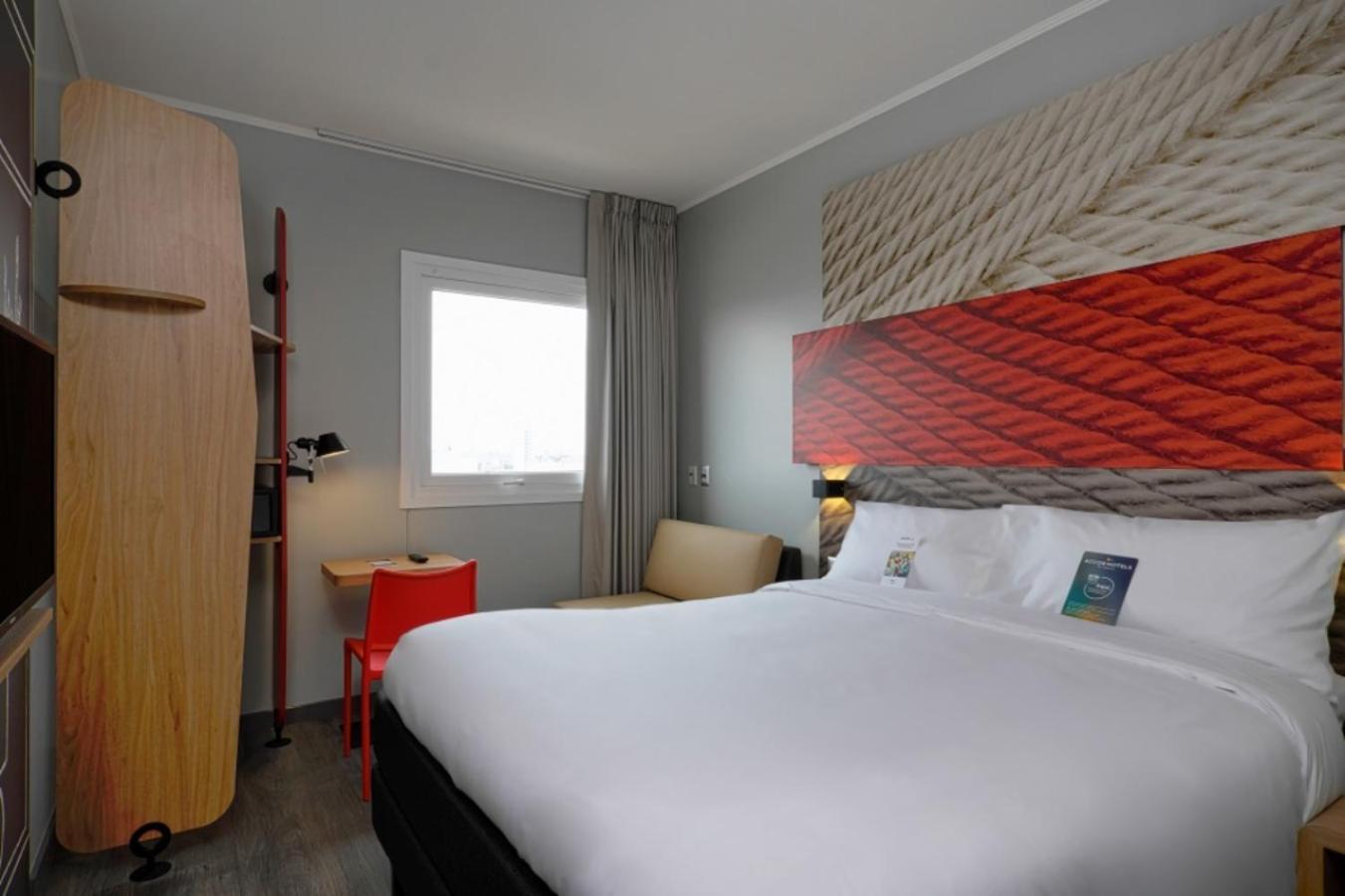 Отель Ibis Трухильо Экстерьер фото
